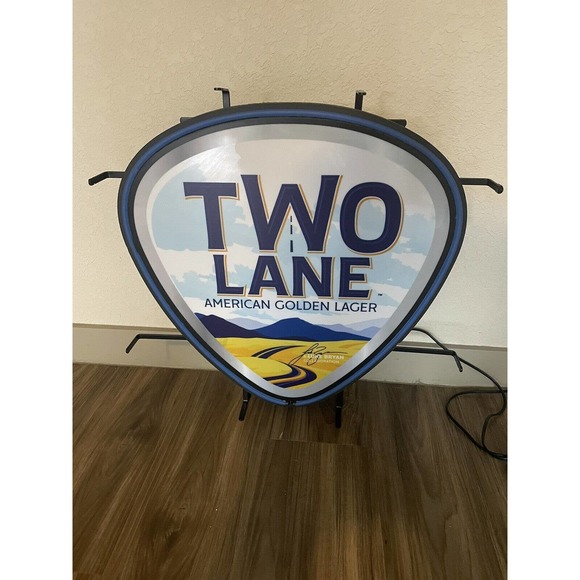 TWO LANE AMERICAN GOLDEN LAGER BEER LED LIGHTED HANGING BAR SIGN LUKE BRYAN - Picture 2 of 3